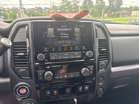 Used 2023 Nissan Titan PRO-4X w/ Pro-4x Convenience Package AWD/4WD image 5