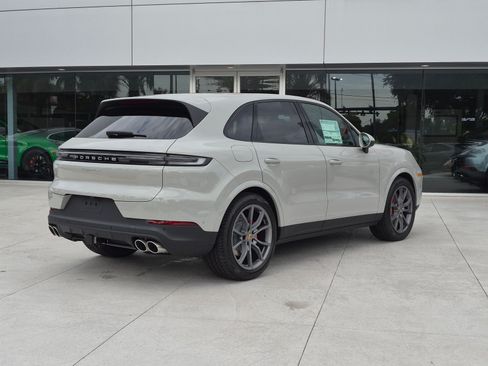 New 2026 Porsche Cayenne S AWD/4WD image 9