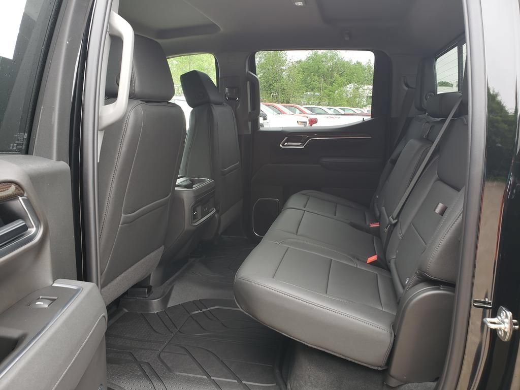 New 2026 Chevrolet Silverado 1500 RST w/ Convenience Package II AWD/4WD image 15