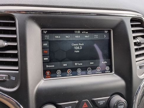 Certified 2020 Jeep Grand Cherokee Laredo image 16