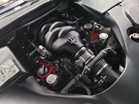 Used 2018 Maserati GranTurismo Sport image 34