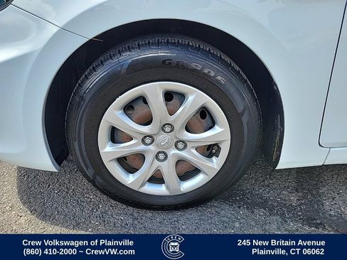 Used 2014 Hyundai Accent GLS FWD image 17