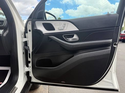 Used 2024 Mercedes-Benz GLE 350 4MATIC image 33