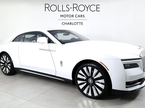 Used 2025 Rolls-Royce Spectre w/ Leather Finishing Pack AWD/4WD image 5