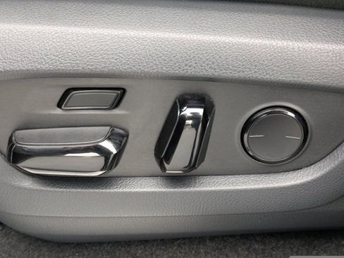 Used 2024 Lexus GX 550 image 18