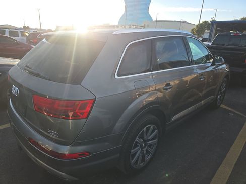 Used 2017 Audi Q7 3.0T Premium Plus image 6