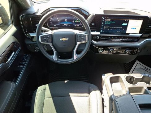 Certified 2024 Chevrolet Silverado 1500 LT AWD/4WD image 13