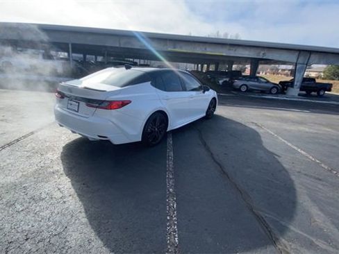 Used 2025 Toyota Camry XSE image 7