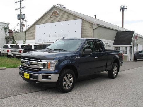Used 2018 Ford F150 XLT w/ Equipment Group 301A Mid AWD/4WD image 3