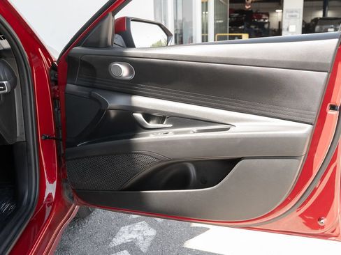 Used 2024 Hyundai Elantra SEL FWD image 41