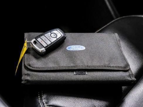 Used 2020 Ford Explorer XLT w/ Equipment Group 202A image 53