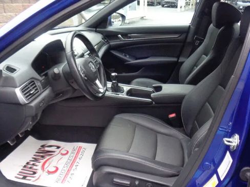 Used 2020 Honda Accord Sport image 11