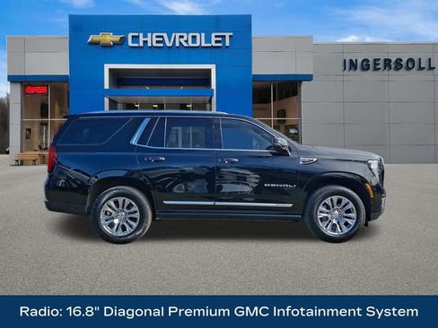 Used 2025 GMC Yukon Denali w/ Sun & Power Step Package image 10
