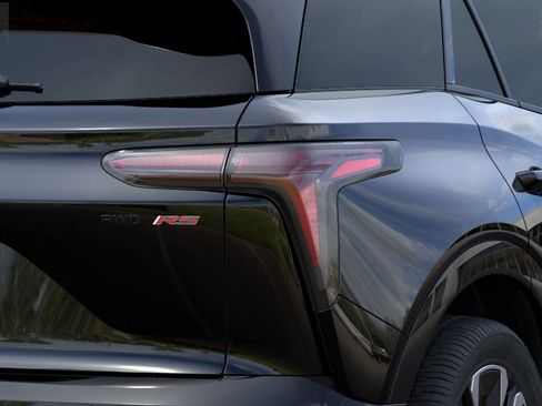 Used 2024 Chevrolet Blazer EV RS AWD/4WD image 11