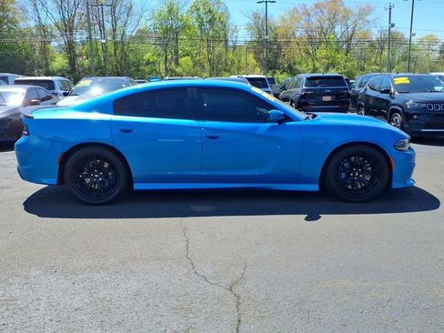 Certified 2019 Dodge Charger Scat Pack w/ Dynamics Package RWD image 9