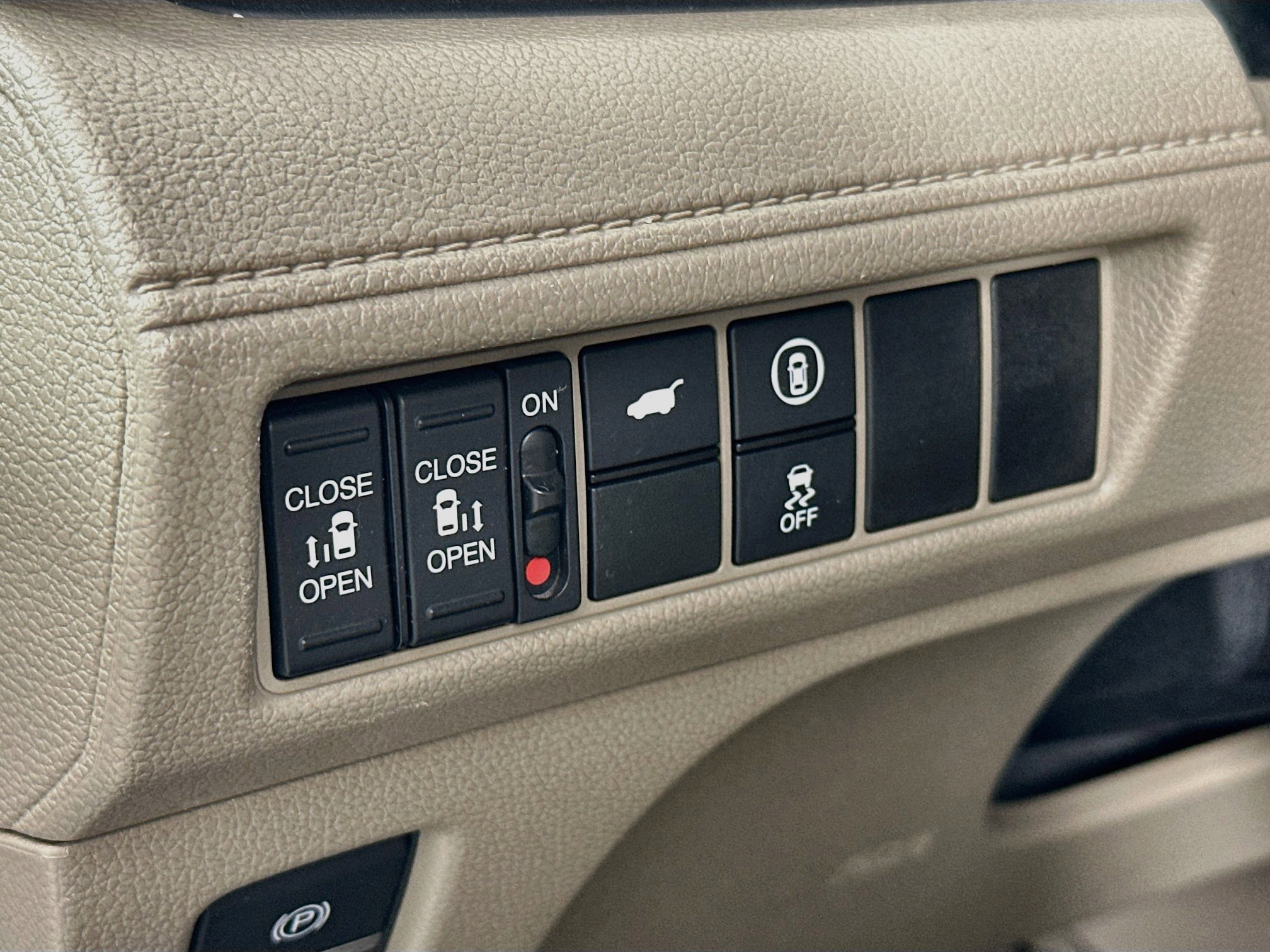 Used 2023 Honda Odyssey EX-L image 10