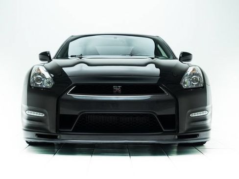 Used 2014 Nissan GT-R Track Edition AWD/4WD image 6