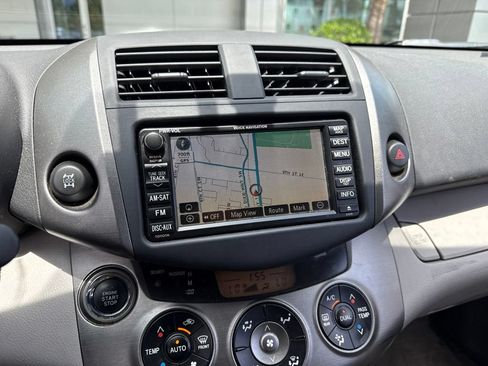 Used 2009 Toyota RAV4 Limited AWD/4WD image 7