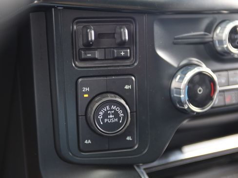 Used 2025 Ford F150 Raptor AWD/4WD image 25