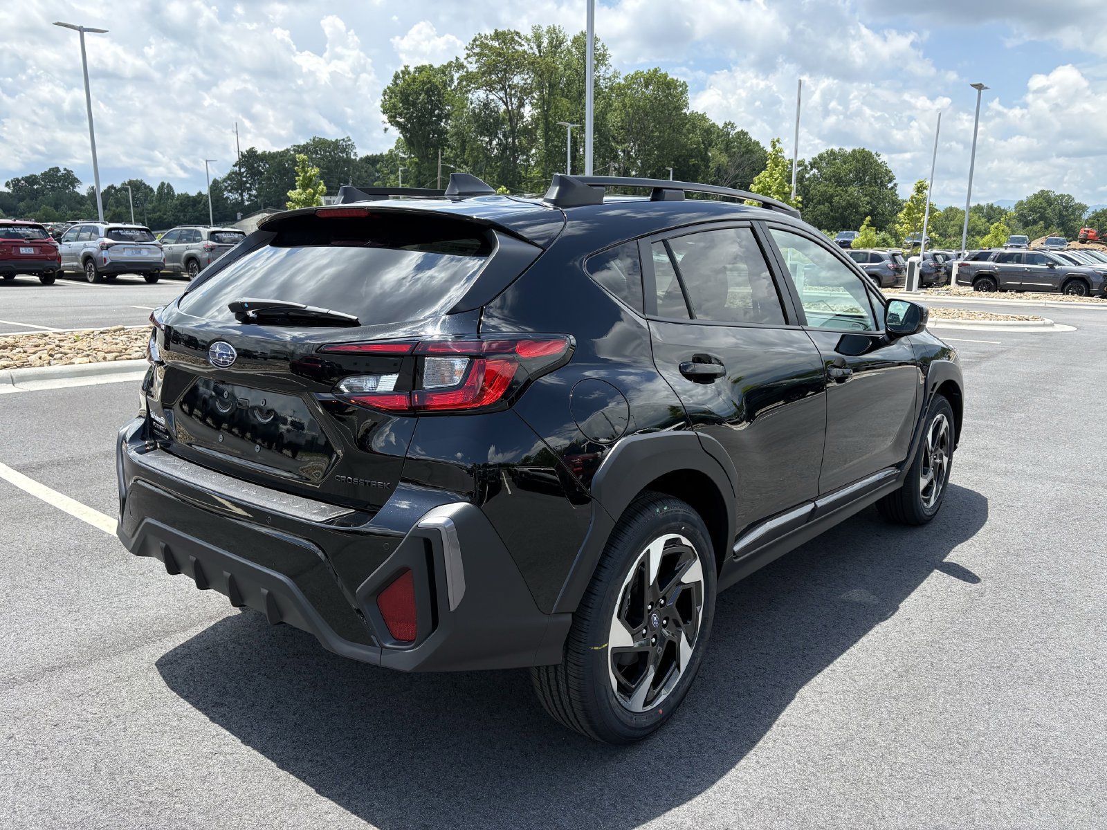 New 2026 Subaru Crosstrek 2.5i Limited w/ Popular Package #3A AWD/4WD image 7