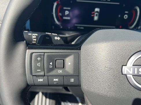 New 2026 Nissan Pathfinder SL FWD image 22