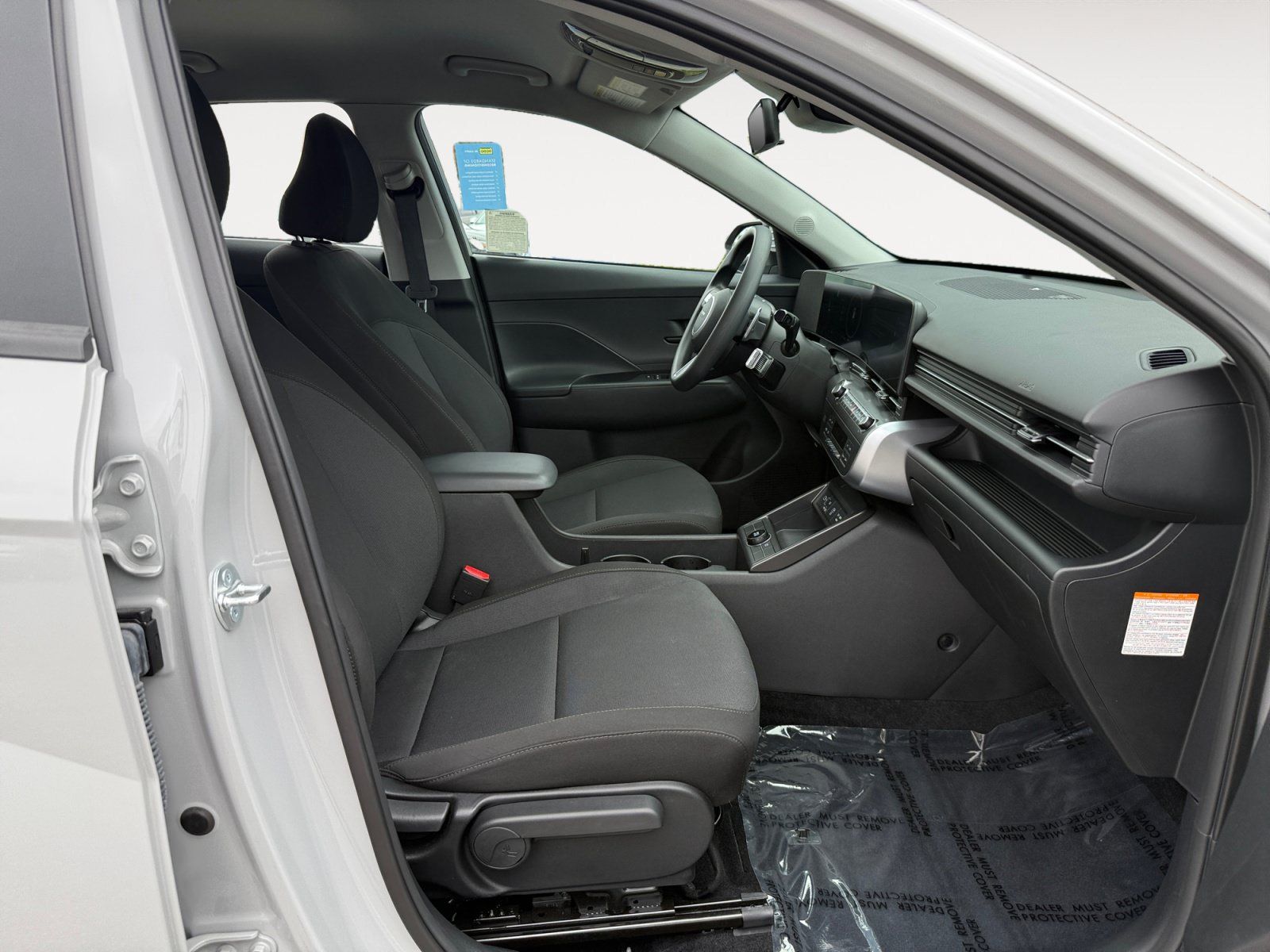 Certified 2025 Hyundai Kona SE FWD image 19