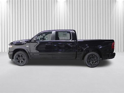 New 2026 RAM 1500 Big Horn AWD/4WD image 7
