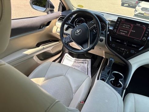 Used 2021 Toyota Camry XLE w/ Carpet Mat Package (TMS) AWD/4WD image 20