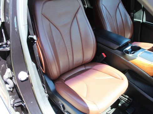 Used 2019 Lincoln Nautilus Reserve AWD/4WD image 15