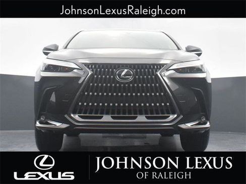 Certified 2023 Lexus NX 250 FWD w/ Towing Package (2000 Lbs) image 11