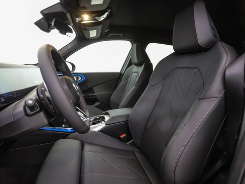 New 2026 BMW X3 xDrive30i w/ Premium Package AWD/4WD image 11
