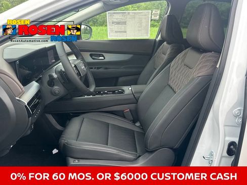 New 2025 Nissan Murano Platinum image 9