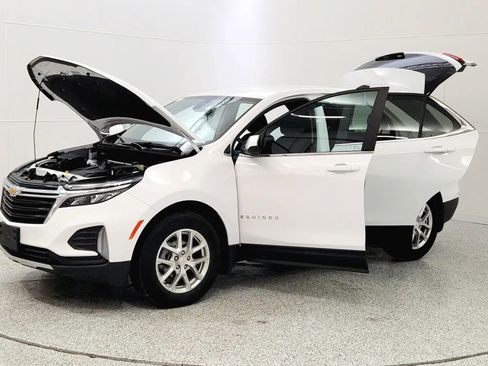 Used 2022 Chevrolet Equinox LT w/ LPO, Floor Liner Package image 10