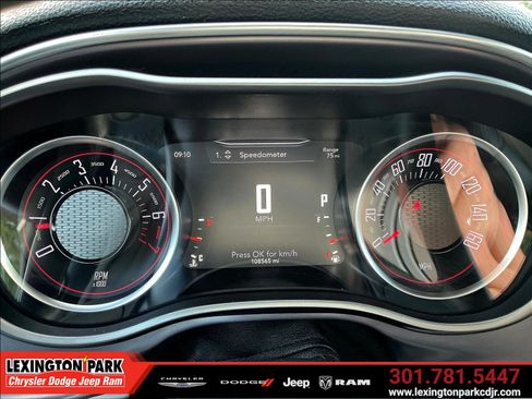 Used 2019 Dodge Challenger SXT w/ Plus Package RWD image 12
