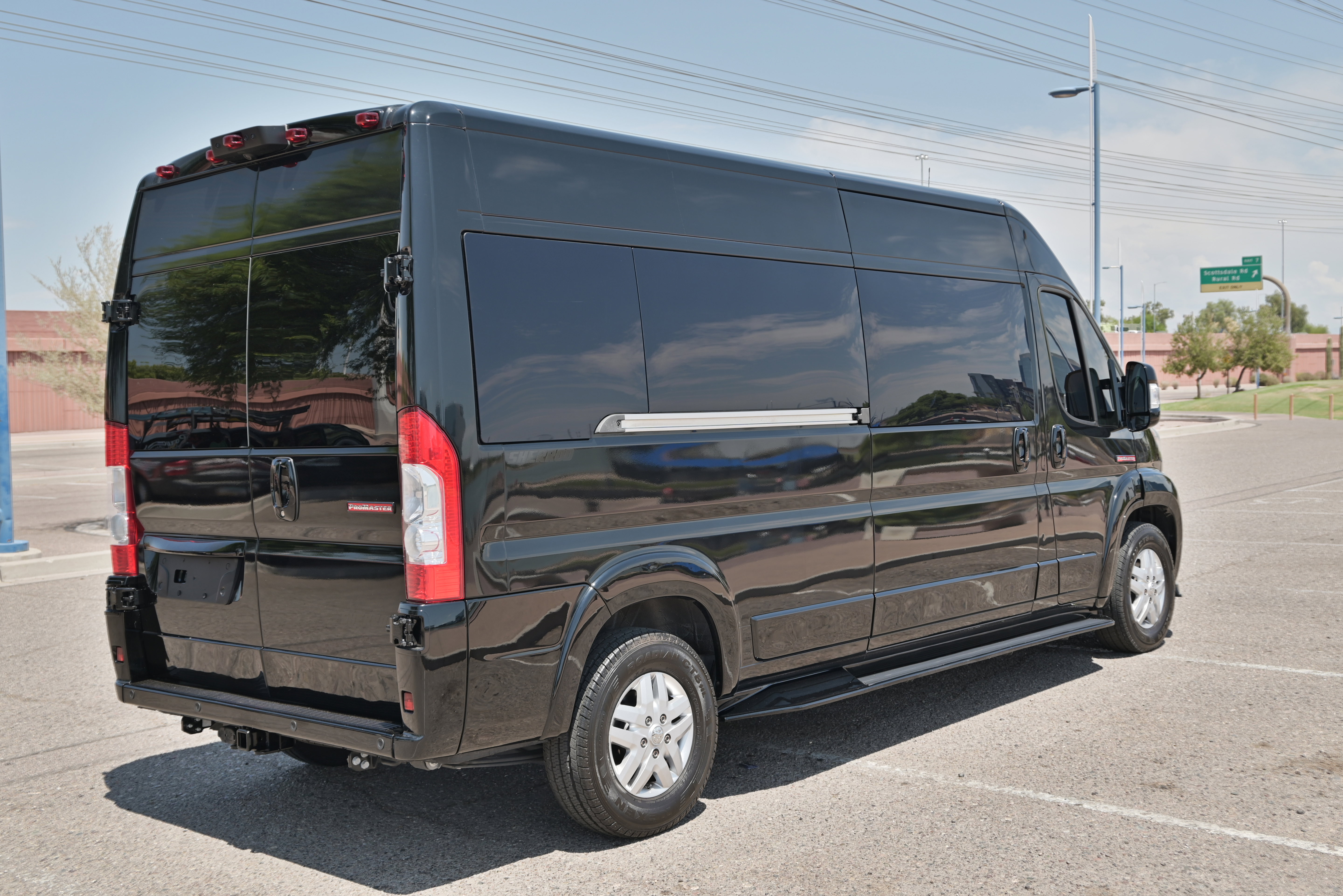 Used 2021 RAM ProMaster 2500 w/ RV Ready Prep Package FWD image 4