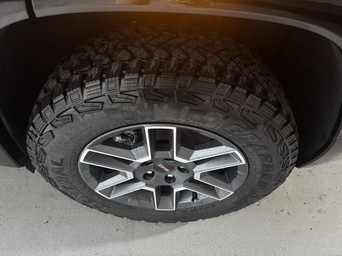 New 2026 GMC Terrain AT4 w/ Convenience Package III image 6