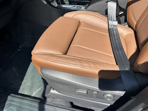 New 2026 Subaru Ascent Touring image 22