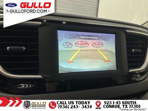 Used 2023 Chrysler Voyager LX FWD image 26