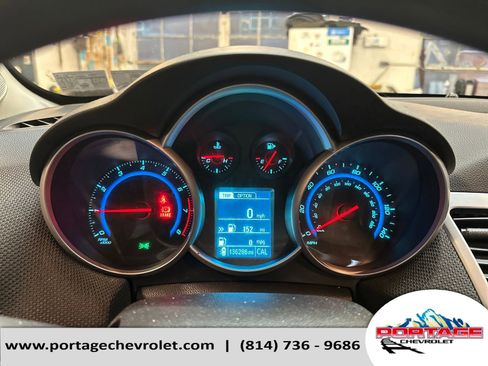 Used 2015 Chevrolet Cruze LT w/ Technology Package image 17