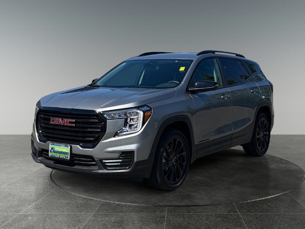 Used 2024 GMC Terrain SLE w/ Driver Convenience Package AWD/4WD image 4