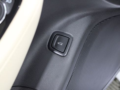 Used 2025 Cadillac CT5 Premium Luxury RWD image 8