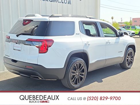 Used 2023 GMC Acadia SLE w/ Elevation Edition FWD image 7