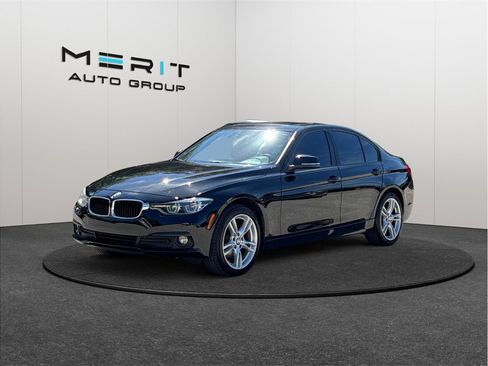 Used 2018 BMW 320i Sedan RWD image 4