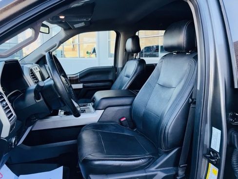 Used 2015 Ford F150 Lariat image 9