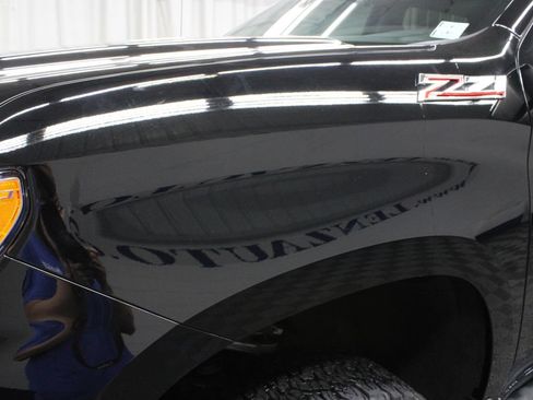 Used 2022 Chevrolet Silverado 1500 RST AWD/4WD image 42