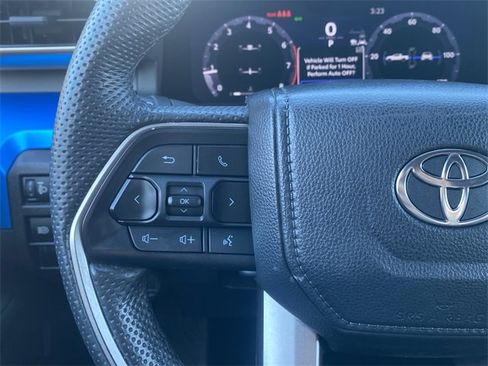 Used 2024 Toyota Tacoma TRD Off-Road image 23