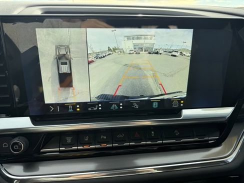 Used 2024 Chevrolet Silverado 3500 High Country w/ High Country Premium Package image 28