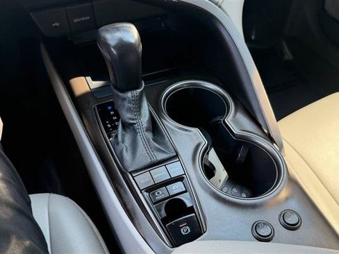 Used 2021 Toyota Camry SE Hybrid FWD image 36