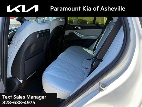 Used 2026 BMW X5 xDrive40i AWD/4WD image 23