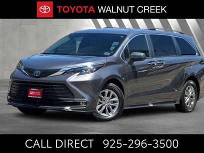 Certified 2025 Toyota Sienna XLE